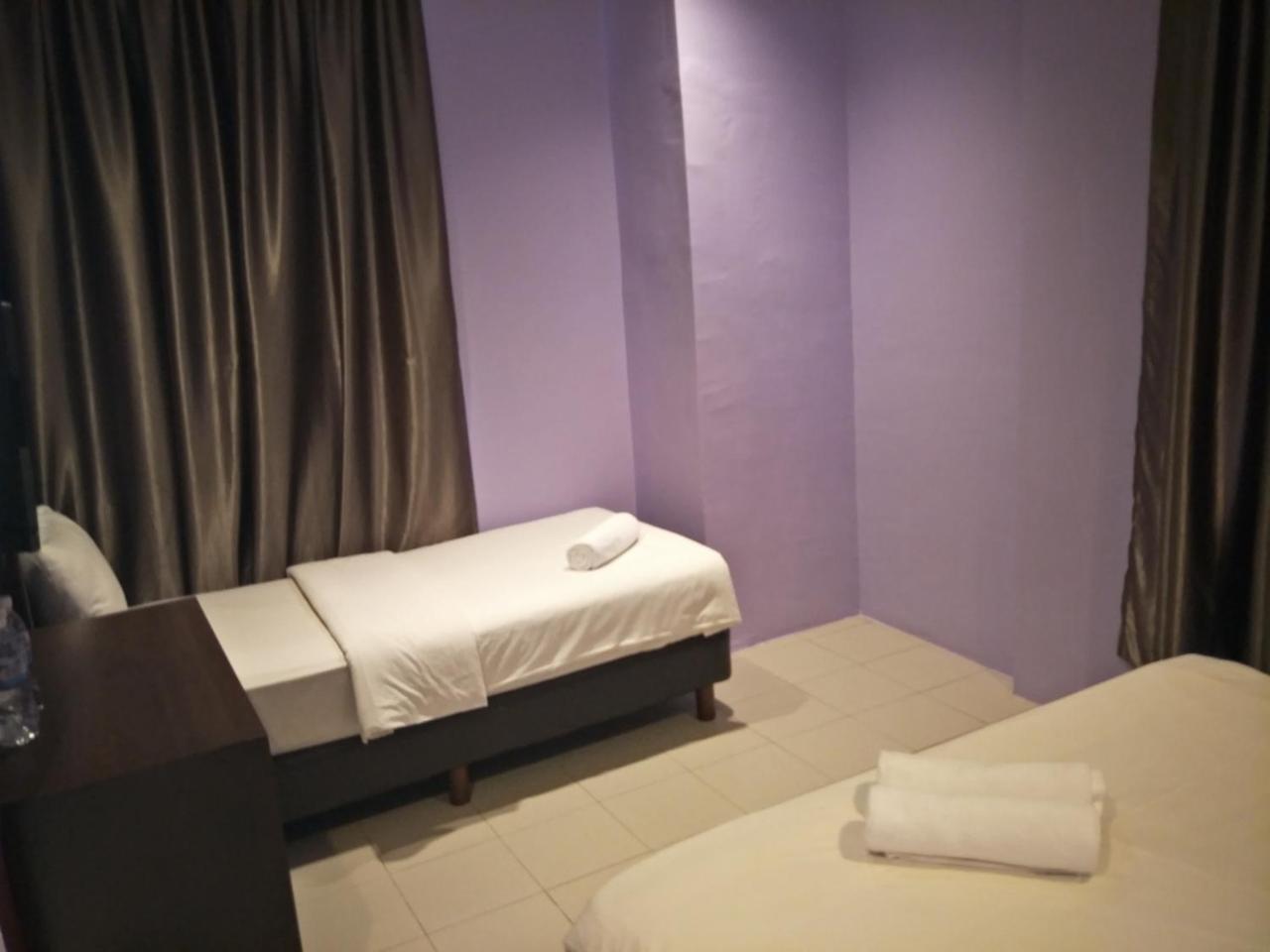 Bary Inn, Klia & Klia2 - 24 Hours Free Airport Pick-Up Сепанг Экстерьер фото